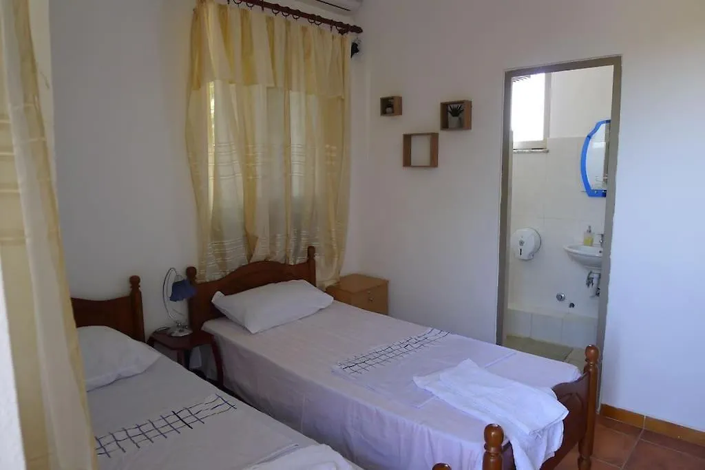 2 Floor Beach House Perfect For Large Groups Velipoje Albania