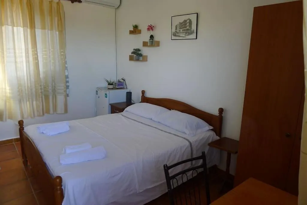 2 Floor Beach House Perfect For Large Groups Velipoje 0*,
